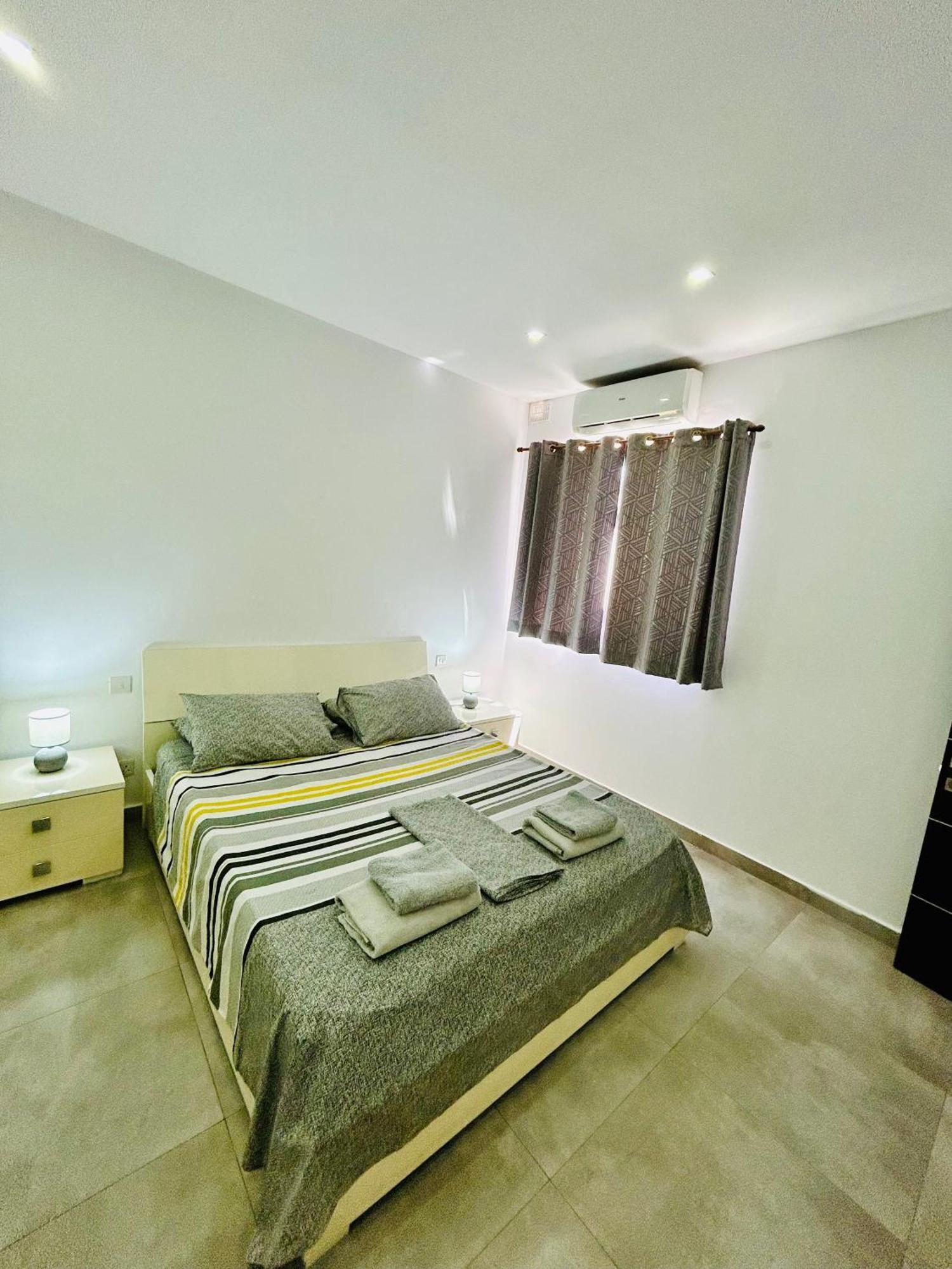 Cosy Seaside Apt, 200M From The Seafront Gzira Exteriér fotografie