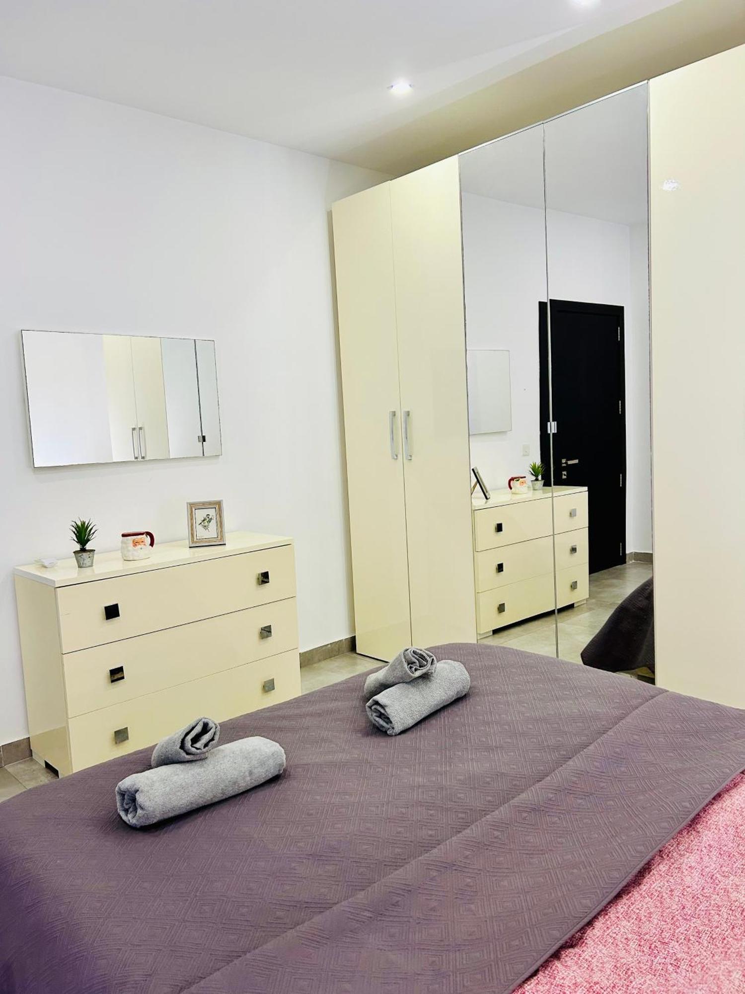 Cosy Seaside Apt, 200M From The Seafront Gzira Exteriér fotografie