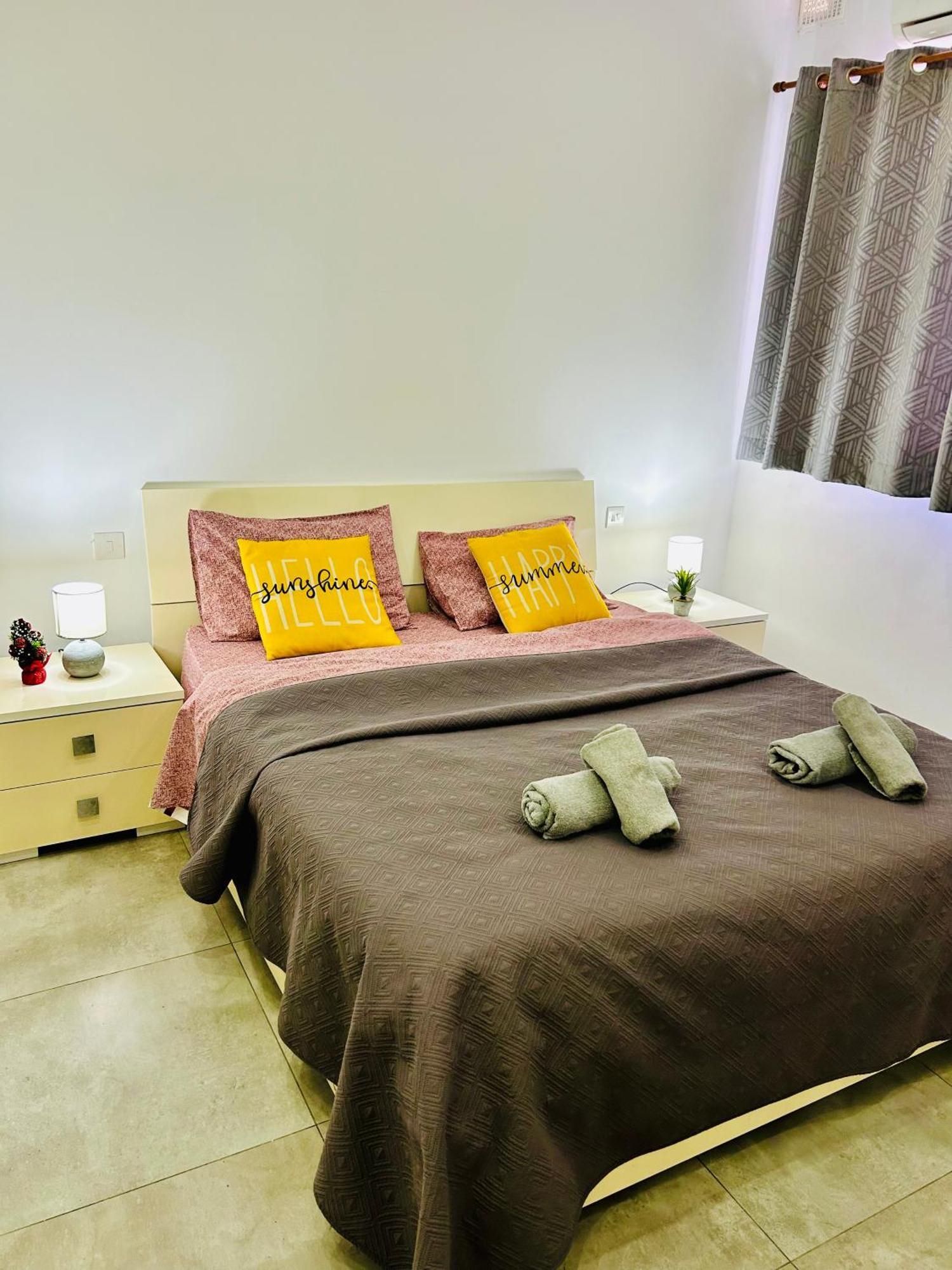 Cosy Seaside Apt, 200M From The Seafront Gzira Exteriér fotografie
